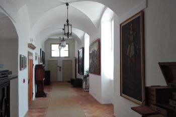 Starý zámek Jevišovice - historický interiér (© Jiří Černý, 05/2017)