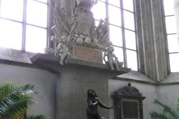 náhrobek maršála Ludvíku Radouita hraběte de Souches, pod jehož velením Brno odolalo obléhání Švédů ( © Jan P. Štěpánek 07/2009)