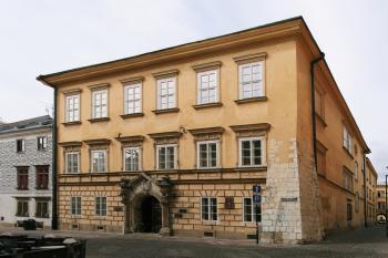  (By Ludvig14 - Own work, CC BY-SA 3.0, https://commons.wikimedia.org/w/index.php?curid=33414094)