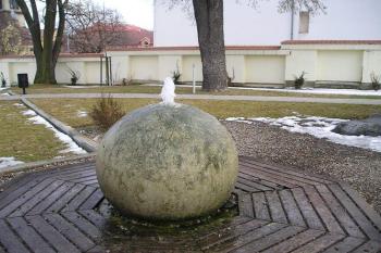 zámek z parku (© Marcela Macáková, 03/2007)
