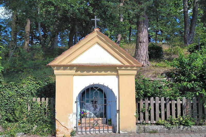 výklenková kaplička sv. Václava výklenková kaplička sv. Václava