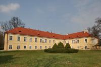 zámek a hřebčín Kladruby nad Labem