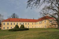zámek a hřebčín Kladruby nad Labem