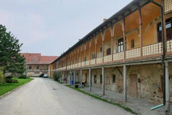 Pavlač ( © Luděk Pitter 04/2006)