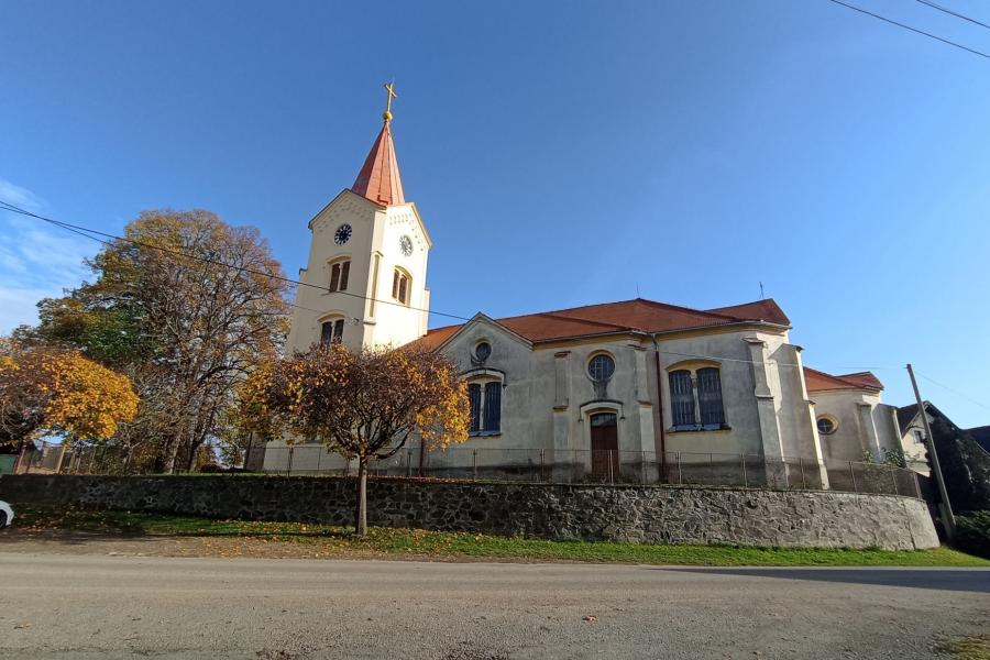  kostel Všech svatých