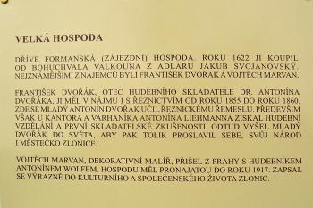 Velká hospoda ve Zlonicích u Slaného. (© Pavel Vítek  08/2026)