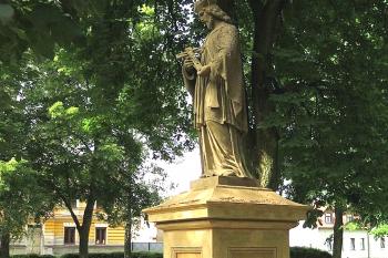 Socha sv. Jana Nepomuckého v Malšicích u Tábora. (© Pavel Vítek  08/2024)