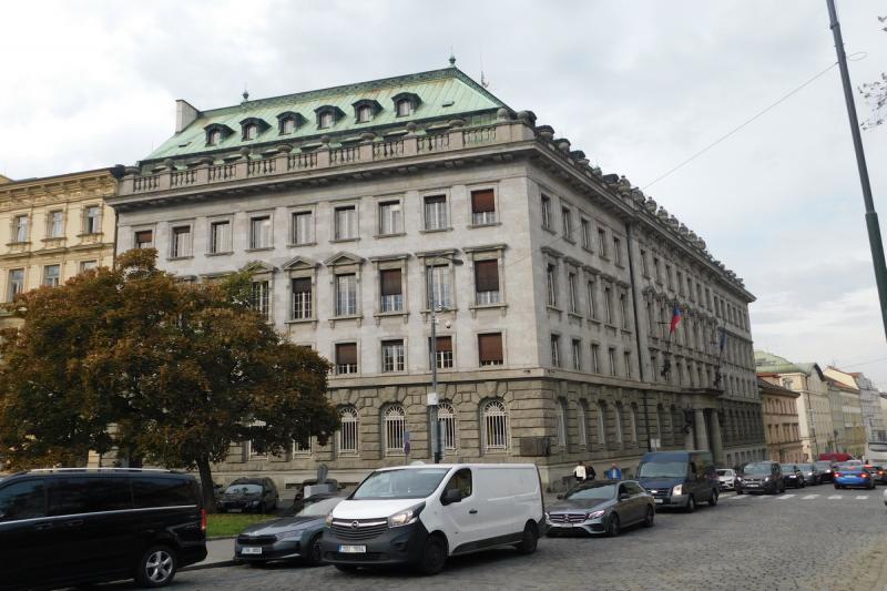 Petschkův palác