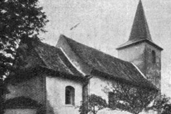 kostel od severovýchodu na počátku 20. století (© Antonín Podlaha: Posvátná místa království Českého; Díl 1. Vikariáty: Českobrodský, Černokostelecký, Mnichovický a Prosecký, Dědictví sv. Jana Nepomuckého, Praha 1907)