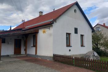 Rodný dům Kristiána Davida (© Ivo Rozehnal  10/2026)
