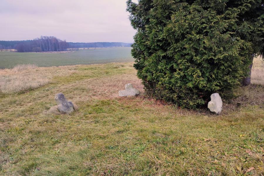  skupina smírčích křížů