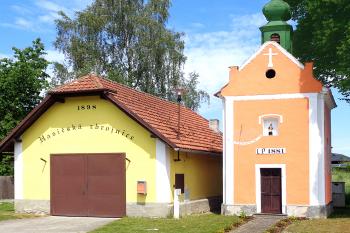 Kaple sv. Floriána ve Skrýchově u Malšic v okrese Tábor. (© Pavel Vítek  08/2024)