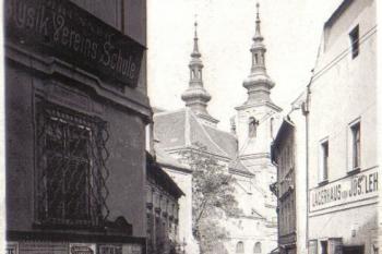 Brno - Historická fotografie s pohledem na kostel sv. Michala z počátku 20.století (soukr.sbírka IvoR) (© ?)