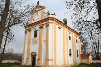 Kostel od jihozápadu ( © Ivan Grisa 11/2008)