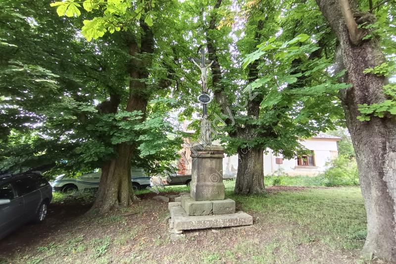 pamětní kříž