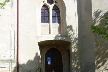 kostel Narození Panny Marie (© František Kinař, 04/2012)