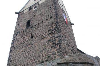 Věž od západu ( © Ivan Grisa 11/2009)
