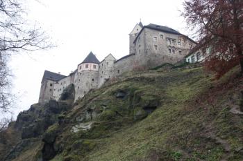 Hrad od jihozápadu ( © Ivan Grisa 11/2009)