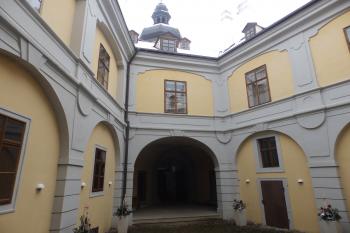 Nádvoří (© Johannes Cladis, 01/2016)