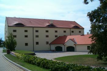 Ctěnice (© Hynek Slezák, 08/2008)