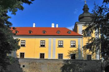 Zámek Ctěnice ( © Pavel Vítek 07/2009)