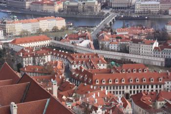 Palác z velké věže svatovítské katedrály ( © Ivan Grisa 02/2011)