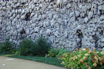 Valdštejnská zahrada - grottová stěna (© Miroslav BITTER 10/2007)