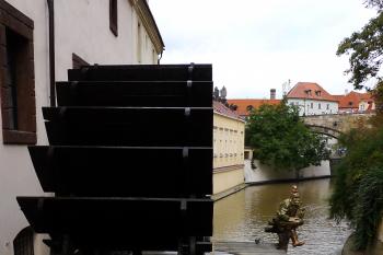  (© Karel Husák, 09/2011)