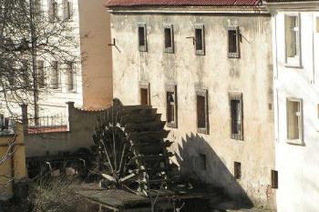  ( © Petr Turyna 02/2004)