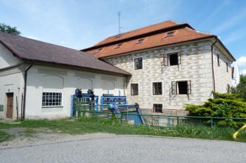 renesanční mlýn z konce 16. stol. (© František Kinař, 08/2014)