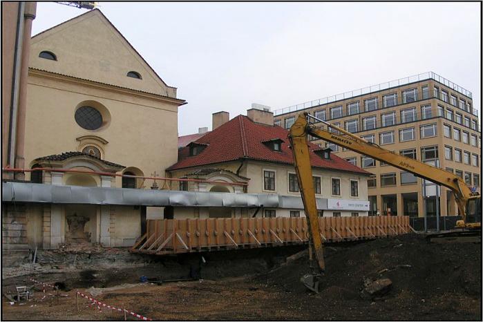klášter kapucínů s kostelem sv. Josefa (hospic)
