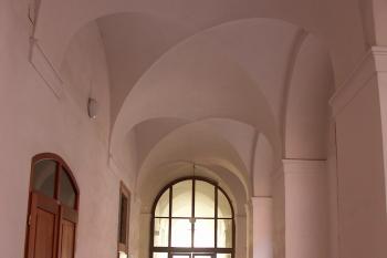 klášterní chodba ( © Milan Caha 09/2008)