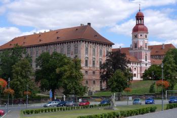  (© Karel Husák, 07/2011)