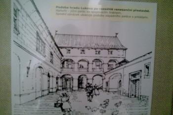 Lukov renesanční nádvoří ( 08/2010)
