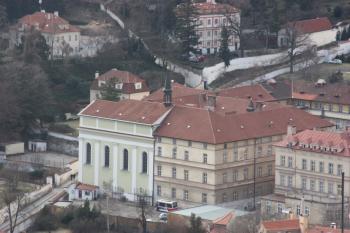 Nemocnice Pod Petřínem z velké věže svatovítské katedrály ( © Ivan Grisa 02/2011)