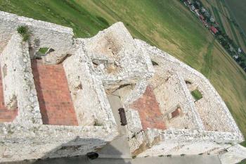 Západní paláce, severní část ( © Petr Turyna 08/2005)