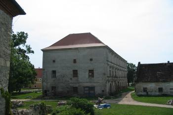 pohled z tvrze (© Anna Hladíková, 8/2008)