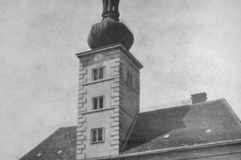 Zámek Ivanovice na Hané (foto z roku 1935) (© zdroj: https://cs.wikipedia.org)