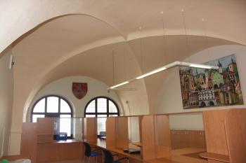 přední síň s renesanční hřebínkovou klenbou v přízemí (© Karel Husák, 07/2010)