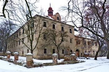pohled od jihozápadu (© František Kinař, 01/2013)