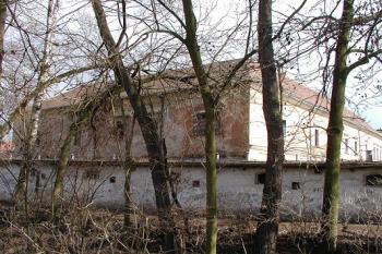 pohled přes říčku Šumná ( © Pavel Zany Komárek 5.4.2003)