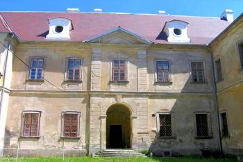 Nádvoří kláštera ( © Pavel Vítek 07/2007)