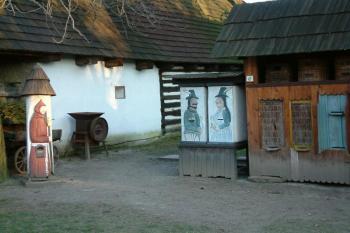 Přerovské včelí úly (© Aleš Marek 01/2006)