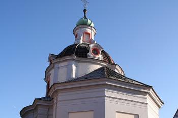 Kostel od východu (© Ivan Grisa, 01/2009)