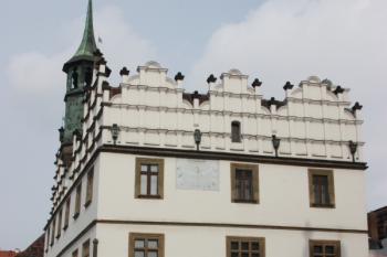 Jižní průčelí ( © Ivan Grisa 02/2010)