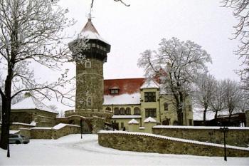  (© 2002 Jiří Čížek)