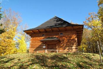 evangelický kostel ( © Jan P. Štěpánek 10/2013)