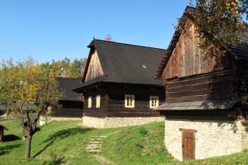 valašská dědina ( © Jan P. Štěpánek 10/2013)