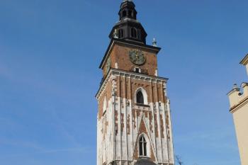 gotická věž - pozůstatek radnice, zbořené v roce 1820 (© Milan Caha, 03/2016)
