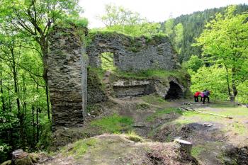 Navárov (© Ludvík Chmelka, 05/2014)